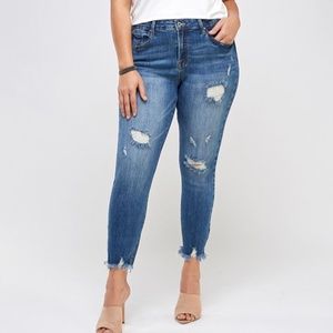 High Rise Frayed Hem Ankle Distressed Skinny Jeans